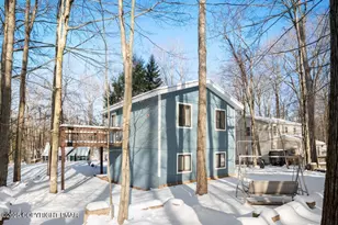 136 Netcong Cir, Pocono Lake, PA 18347 - Photo 10