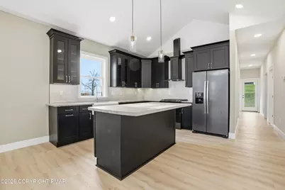  1270 Franklin Street, Old Forge, PA 18518 - Photo 12