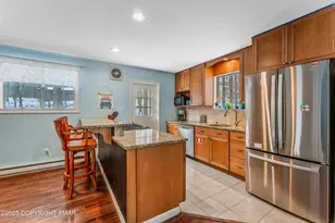 107 W Creek View Dr, Covington Township, PA 18424 - Photo 16