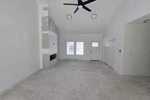 253 Oakenshield Dr, Tamiment, PA 18371 - Photo 10