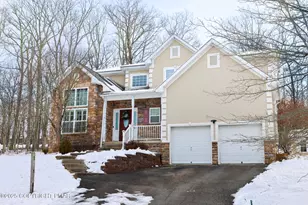 5129 Hemlock Ln, Tamiment, PA 18371 - Photo 2