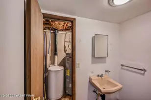 400 Clearview Dr, Long Pond, PA 18334 - Photo 68