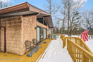 400 Clearview Dr, Long Pond, PA 18334 - Photo 6