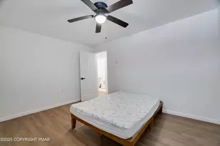 8473 Bumble Bee Way, Tobyhanna, PA 18466 - Photo 18