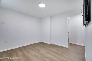 8473 Bumble Bee Way, Tobyhanna, PA 18466 - Photo 24