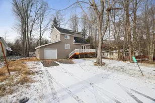 8473 Bumble Bee Way, Tobyhanna, PA 18466 - Photo 4