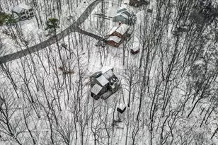 270 Oakenshield Dr, Tamiment, PA 18371 - Photo 24