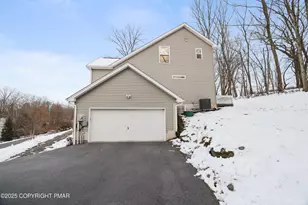 320 Reagan Dr, East Stroudsburg, PA 18301 - Photo 46