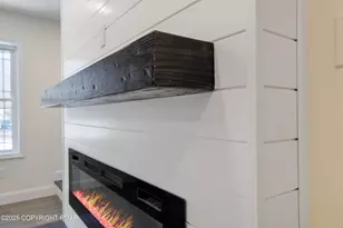 14 Stonegate Ct, Mount Pocono, PA 18344 - Photo 8