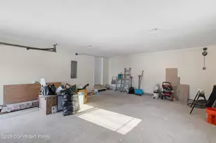 14 Stonegate Ct, Mount Pocono, PA 18344 - Photo 60