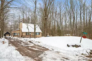 233 Pontiac Path, Pocono Lake, PA 18347 - Photo 2