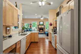 4426 Skyline Dr, Canadensis, PA 18325 - Photo 12