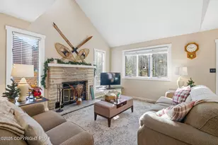 54 Doe Run, Lake Harmony, PA 18624 - Photo 16