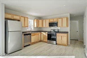 2460 Winding Way, Tobyhanna, PA 18466 - Photo 8