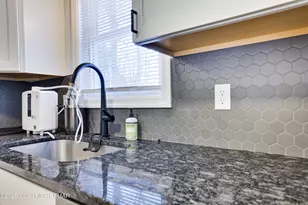 8473 Bumble Bee Way, Tobyhanna, PA 18466 - Photo 10