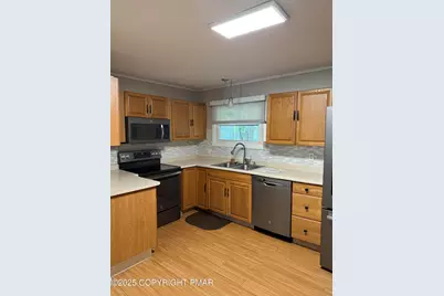  1146 Colt Lane, Pocono Summit, PA 18346 - Photo 12