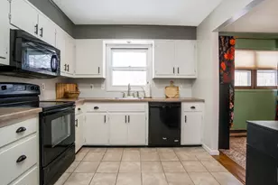 1117 Shagbark Ln, Stroudsburg, PA 18360 - Photo 10