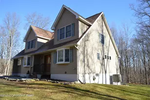221 Spruce Run Dr, Dingmans Ferry, PA 18328 - Photo 38
