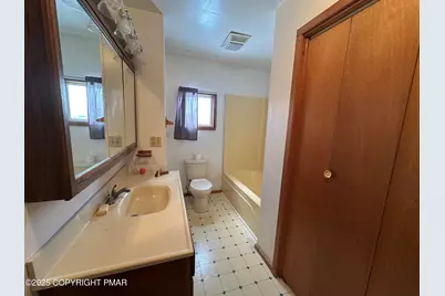  124 Greenview Drive #1, Brodheadsville, PA 18322 - Photo 12