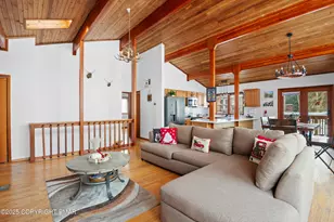 7377 Ventnor Dr, Tobyhanna, PA 18466 - Photo 10