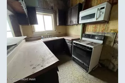  114 N Higgins Avenue, Sayre, PA 18840 - Photo 12