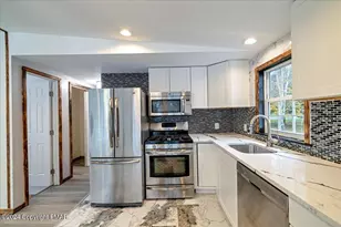 1456 Allegheny Dr, Blakeslee, PA 18610 - Photo 14