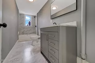 128 E Broad St, Tamaqua, PA 18252 - Photo 28