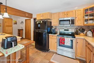 121 Tunkhannock Trail, Pocono Pines, PA 18350 - Photo 10