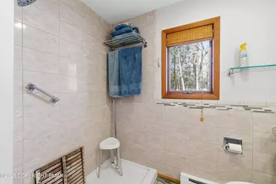  811 Paddock Court, Lords Valley, PA 18428 - Photo 14