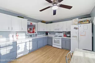 347 S Oak St, Freemansburg, PA 18017 - Photo 10