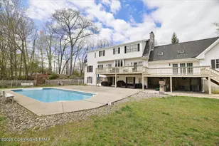 514 Highlawn Dr, East Stroudsburg, PA 18302 - Photo 8