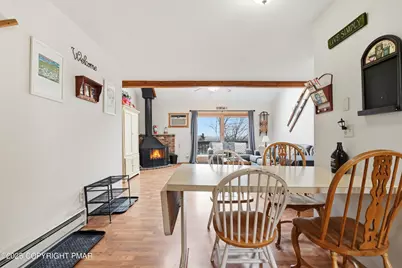  227 Cross Country Lane, Tannersville, PA 18372 - Photo 16
