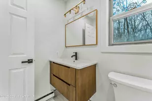 2127 Bushkill Cir, Bushkill, PA 18324 - Photo 30