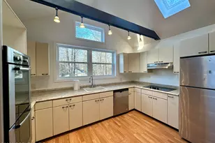 105 Wagner Way, Pocono Lake, PA 18347 - Photo 2