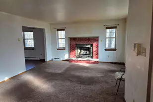 640 Country Pl Dr, Tobyhanna, PA 18466 - Photo 2