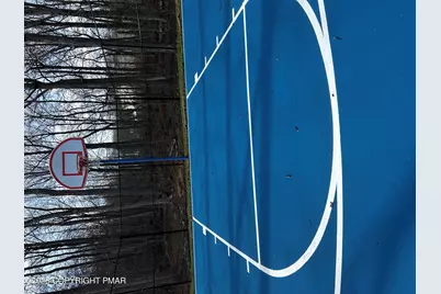  640 Country Place Drive, Tobyhanna, PA 18466 - Photo 32