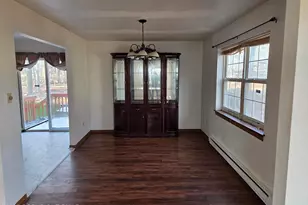 640 Country Pl Dr, Tobyhanna, PA 18466 - Photo 4