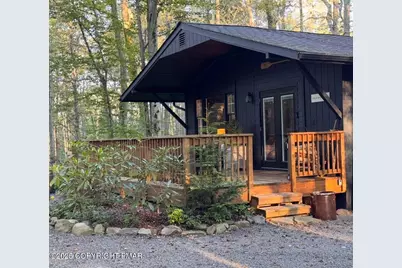  4175 Hemlock Trail, Pocono Pines, PA 18350 - Photo 2