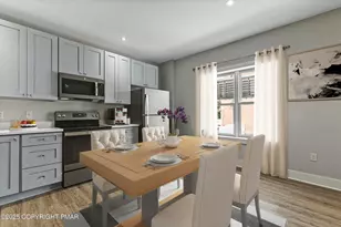 27 Washington St, East Stroudsburg, PA 18301 - Photo 2