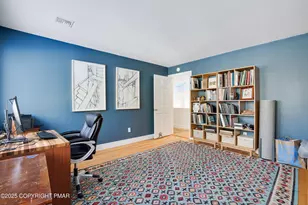 125 Achill Ln, Dingmans Ferry, PA 18328 - Photo 48