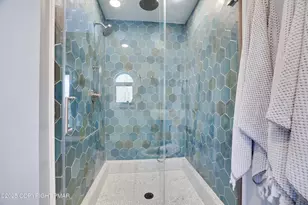 125 Achill Ln, Dingmans Ferry, PA 18328 - Photo 46