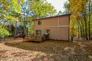 782 Clubhouse Dr, East Stroudsburg, PA 18302 - Photo 2