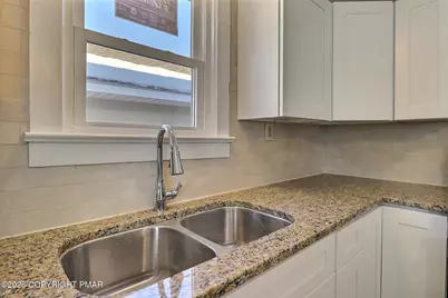  17 Park Street, East Stroudsburg, PA 18301 - Photo 12