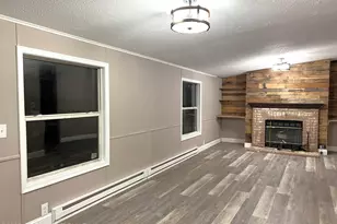 655 Long Mountain Rd, Effort, PA 18330 - Photo 4