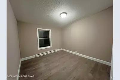  655 Long Mountain Road, Effort, PA 18330 - Photo 14