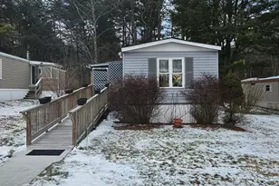 145 Gold Ln, Stroudsburg, PA 18360 - Photo 1