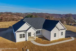 448 Long Lane Rd, Walnutport, PA 18088 - Photo 2