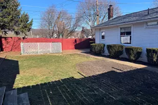 9 W Jewel St, Roseto, PA 18013 - Photo 8