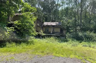 410 Hunters Farm Rd, Henryville, PA 18332 - Photo 8