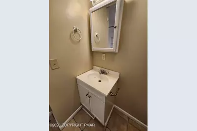  166 Lenox Avenue, East Stroudsburg, PA 18301 - Photo 36